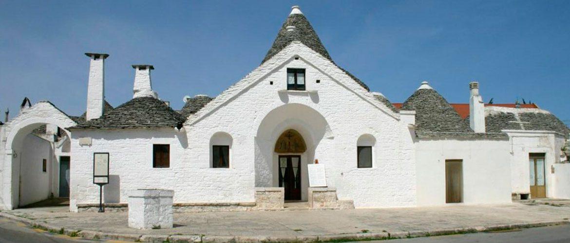 trullo sovrano alberobello