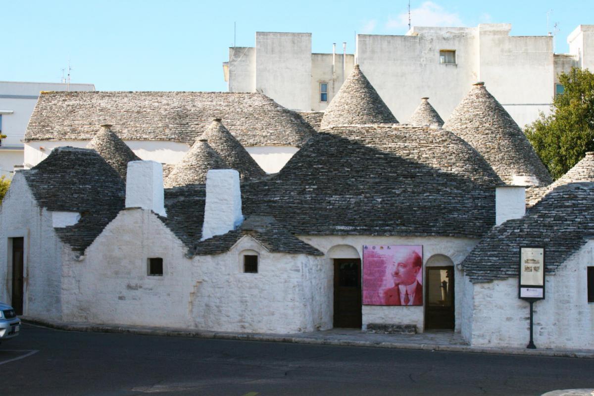 Museo del Territorio Alberobello Casa Pezzola trulli museum